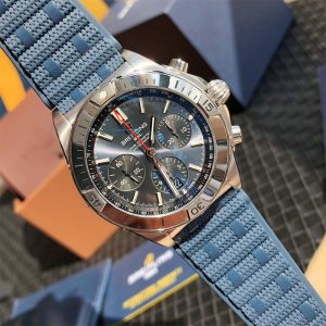 Breitling Chronomat B01 42 "Panda" Edition (Swiss SW510 Movement) Ref. AB01343A1L1A1